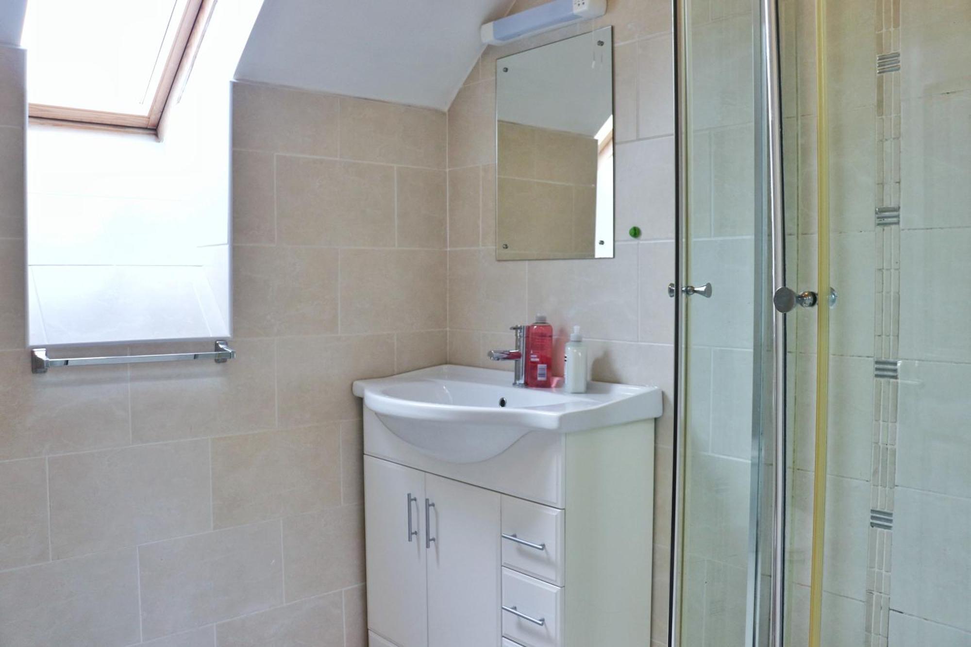 Appartement Deluxe Dwelling - 15 Mins From Cork City/Airport Extérieur photo
