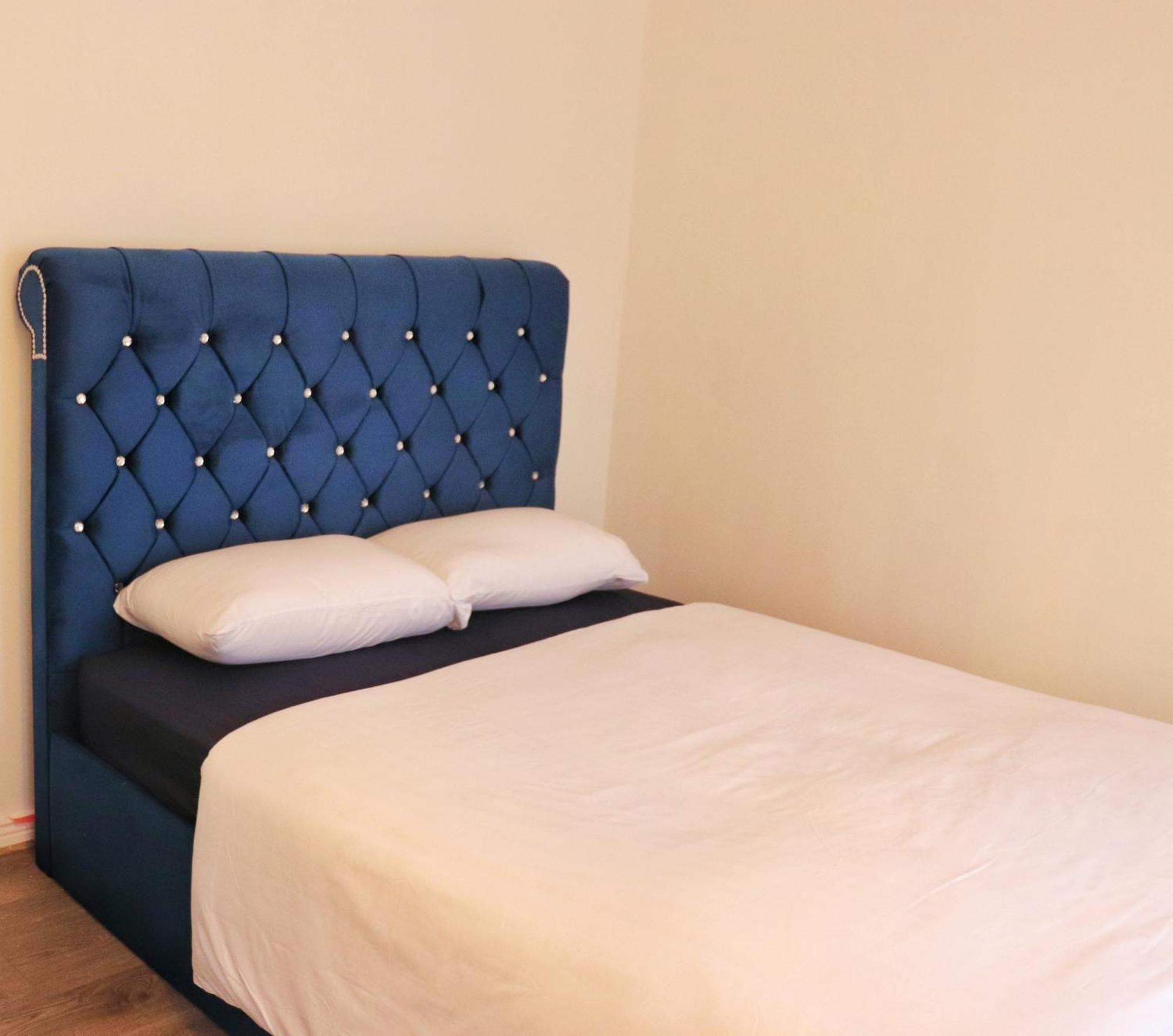 Appartement Deluxe Dwelling - 15 Mins From Cork City/Airport Extérieur photo