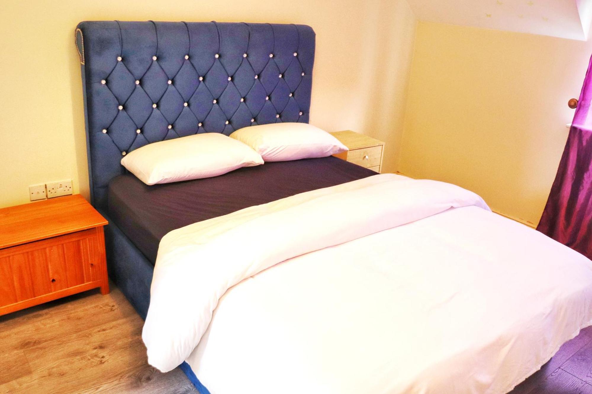 Appartement Deluxe Dwelling - 15 Mins From Cork City/Airport Extérieur photo